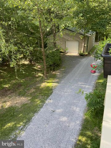 3837 GRACES CABIN, Springfield, WV 26763