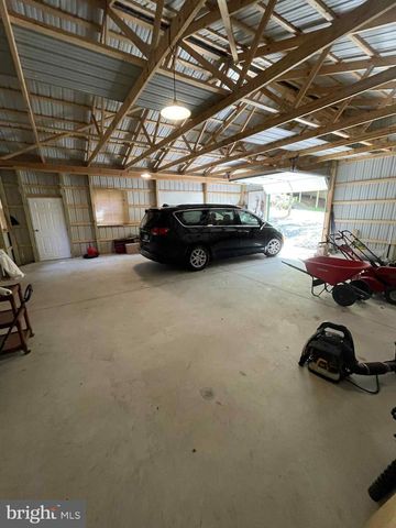 3837 GRACES CABIN, Springfield, WV 26763