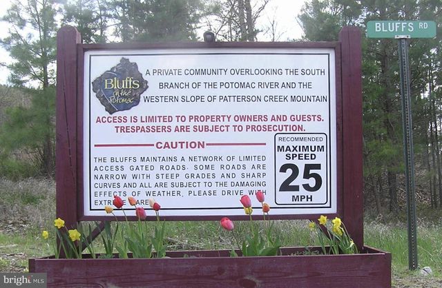 3837 GRACES CABIN, Springfield, WV 26763