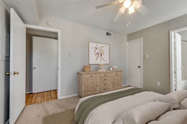 1812 E Northgate Drive C, Irving, TX 75062