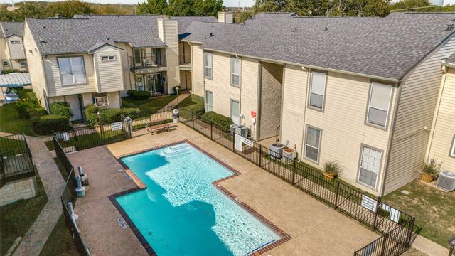 1812 E Northgate Drive C, Irving, TX 75062