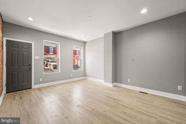 1933 E SOMERSET ST, Philadelphia, PA 19134