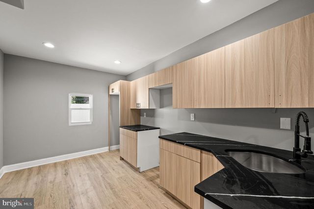 1933 E SOMERSET ST, Philadelphia, PA 19134