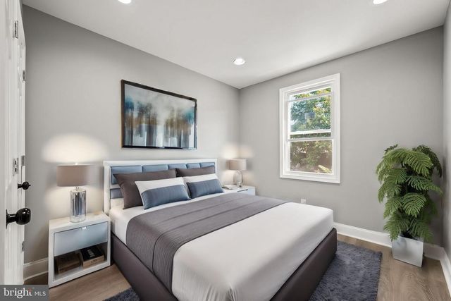 1933 E SOMERSET ST, Philadelphia, PA 19134