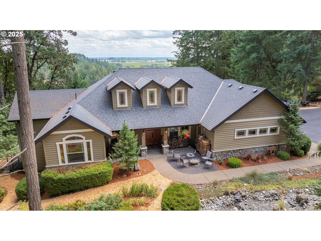 Image 1 of property listing at 15000 Nw BLACKTAIL Ln, Mc Minnville, OR 97128