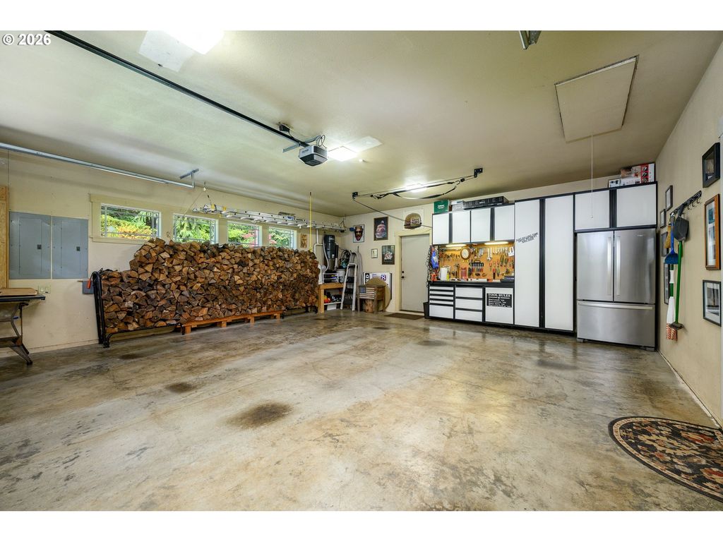 Image 30 of property listing at 15000 Nw BLACKTAIL Ln, Mc Minnville, OR 97128