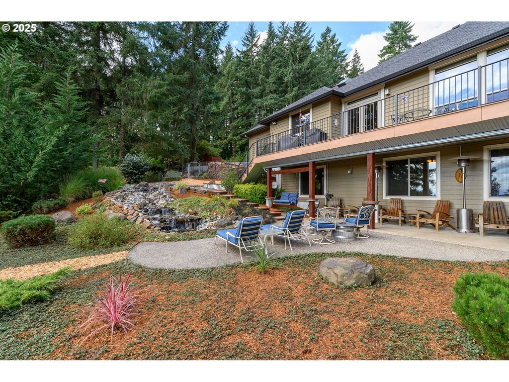 Image 36 of property listing at 15000 Nw BLACKTAIL Ln, Mc Minnville, OR 97128