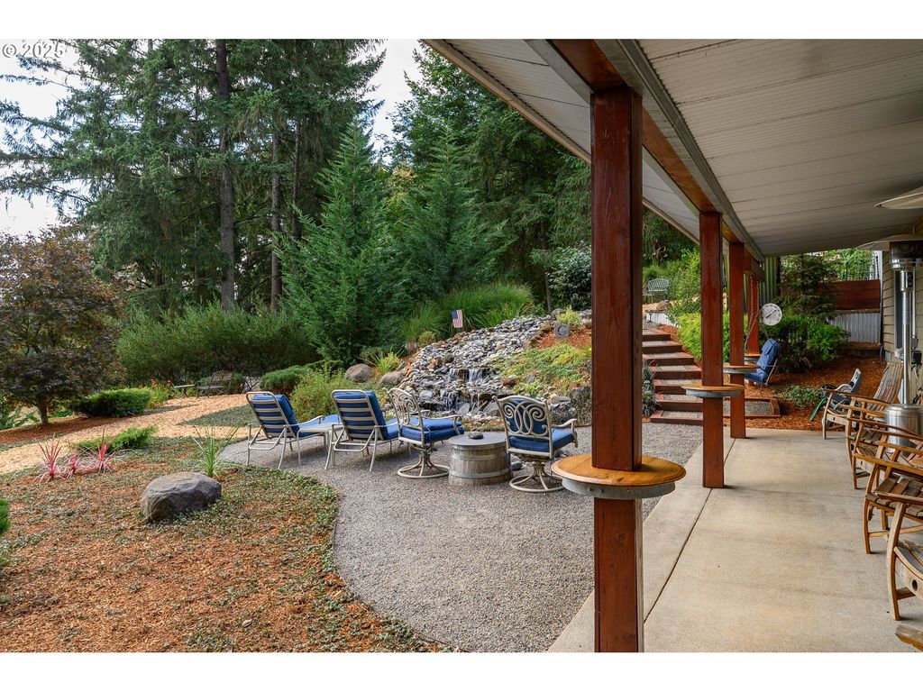 Image 41 of property listing at 15000 Nw BLACKTAIL Ln, Mc Minnville, OR 97128