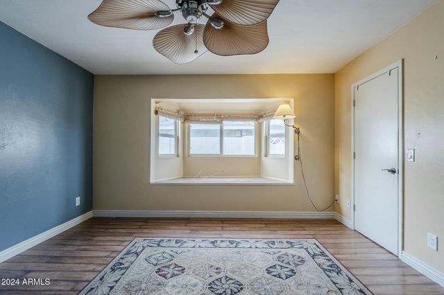 2124 E OSBORN Road, Phoenix, AZ 85016