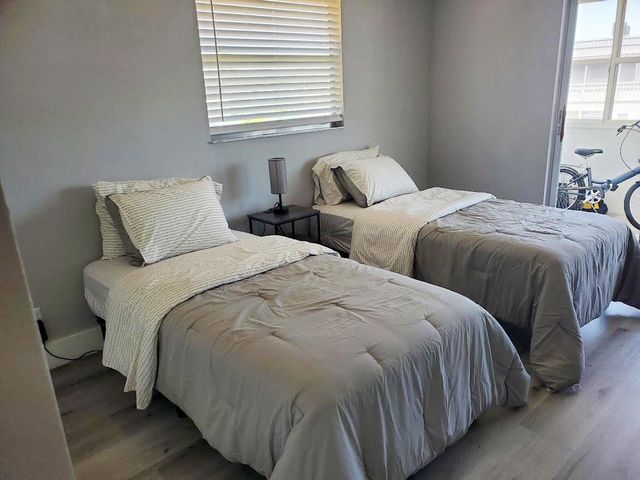 564 Saxony Drive 564, Delray Beach, FL 33446