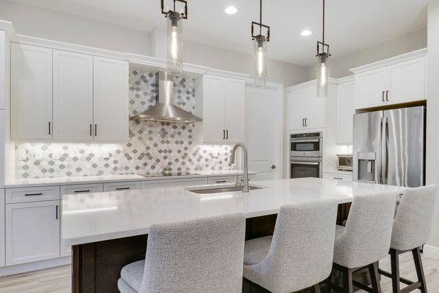 125 Bonnette Hunt Club Lane, Palm Beach Gardens, FL 33418
