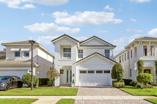 125 Bonnette Hunt Club Lane, Palm Beach Gardens, FL 33418