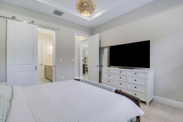 125 Bonnette Hunt Club Lane, Palm Beach Gardens, FL 33418
