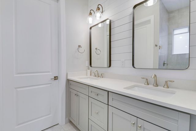 125 Bonnette Hunt Club Lane, Palm Beach Gardens, FL 33418