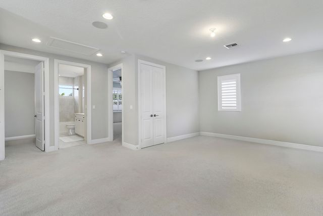 125 Bonnette Hunt Club Lane, Palm Beach Gardens, FL 33418