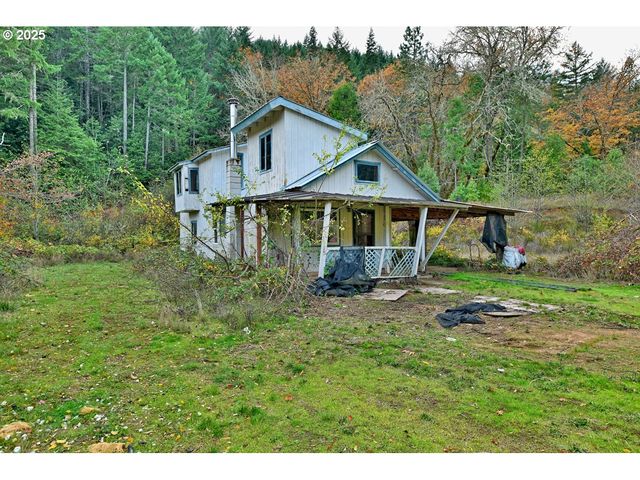2150 BRIDGE Ln, Wolf Creek, OR 97497