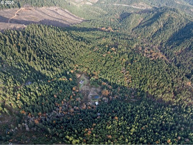 2150 BRIDGE Ln, Wolf Creek, OR 97497