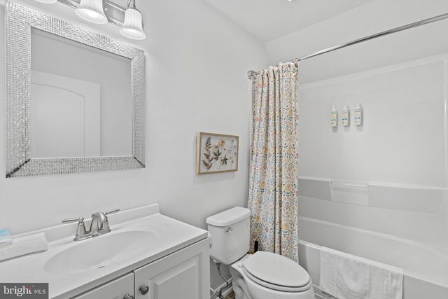 18 SABRINA DR, Rehoboth Beach, DE 19971