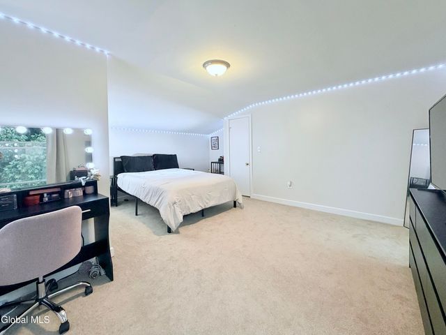 377 Hamilton Street, Albany, NY 12210