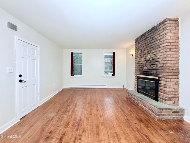 377 Hamilton Street, Albany, NY 12210
