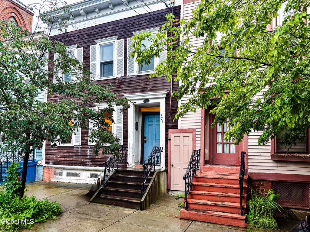 377 Hamilton Street, Albany, NY 12210
