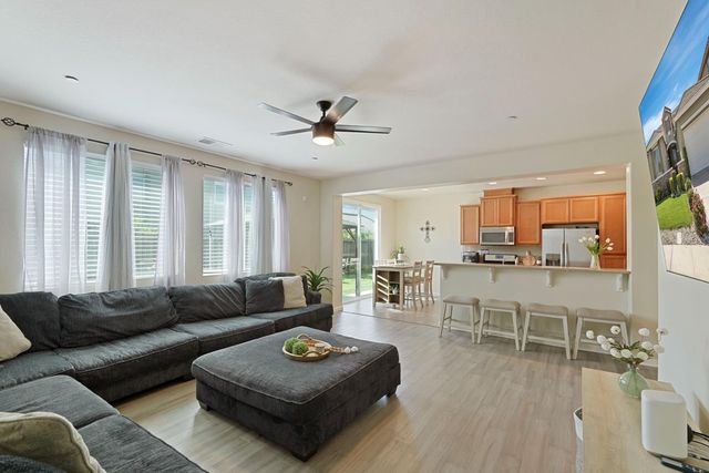 17195 Rail Way, Lathrop, CA 95330