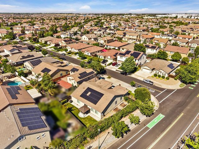 17195 Rail Way, Lathrop, CA 95330