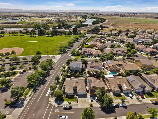 17195 Rail Way, Lathrop, CA 95330