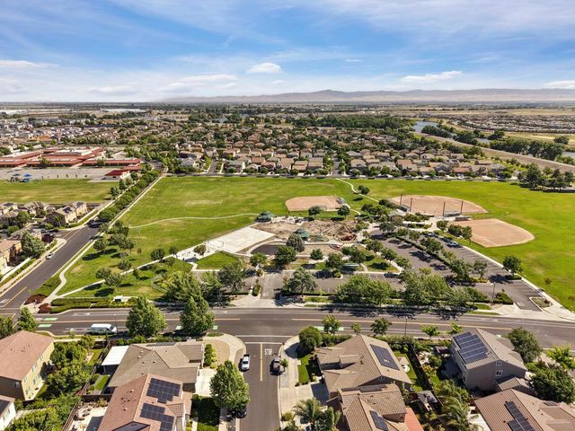 17195 Rail Way, Lathrop, CA 95330