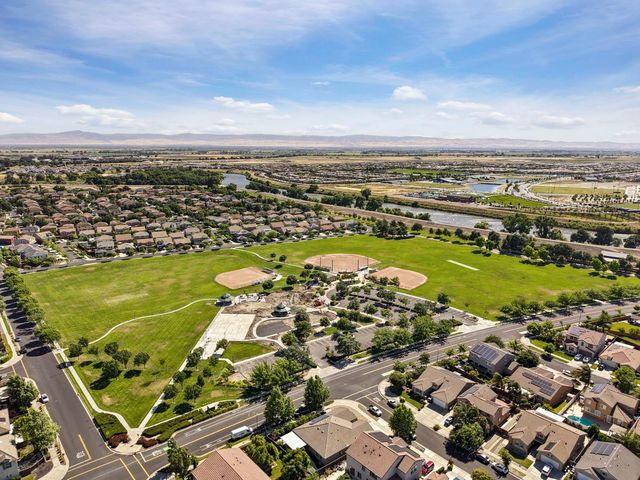 17195 Rail Way, Lathrop, CA 95330