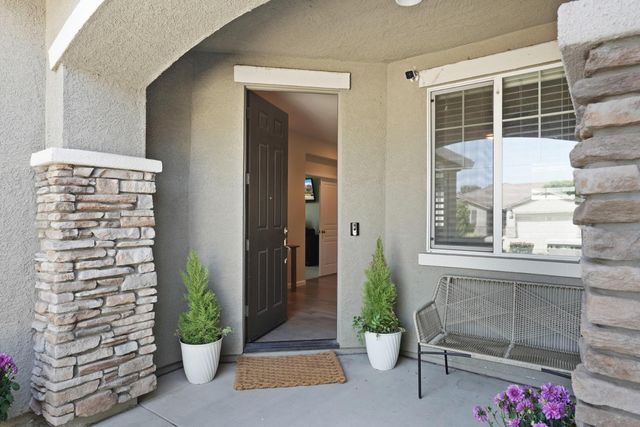17195 Rail Way, Lathrop, CA 95330