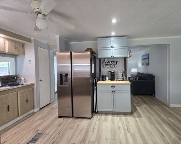 2011 OAK GROVE DRIVE 39, Zellwood, FL 32798