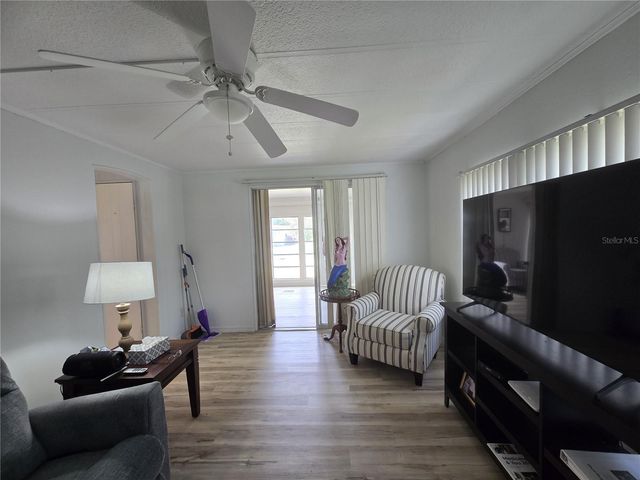 2011 OAK GROVE DRIVE 39, Zellwood, FL 32798