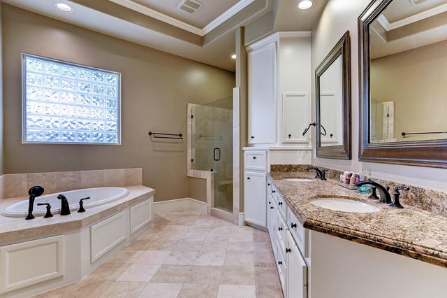 13323 Brentonwood Lane, Houston, TX 77077