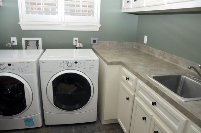 13323 Brentonwood Lane, Houston, TX 77077