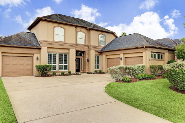 13323 Brentonwood Lane, Houston, TX 77077