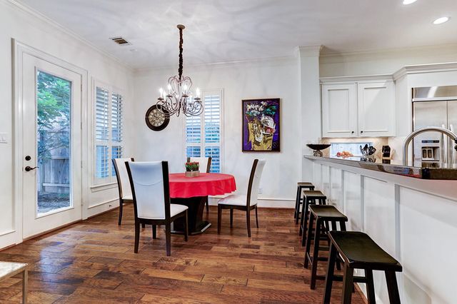 13323 Brentonwood Lane, Houston, TX 77077