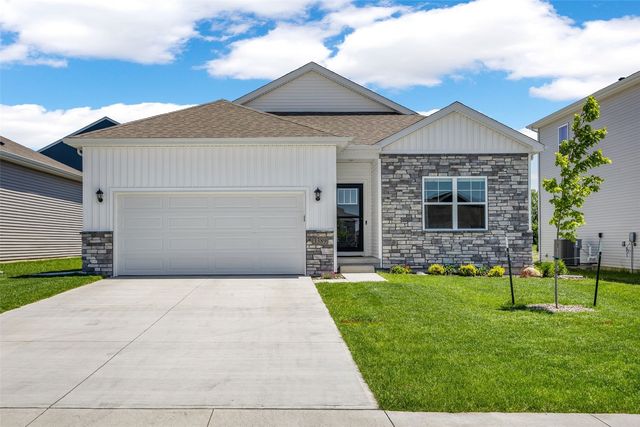 3389 Dreusicke Drive, Coralville, IA 52241