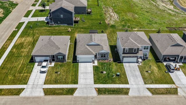 3389 Dreusicke Drive, Coralville, IA 52241