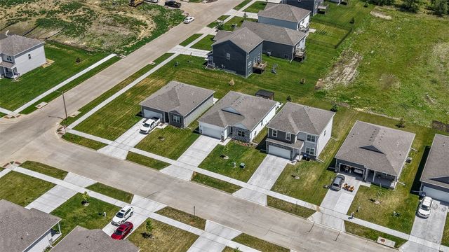 3389 Dreusicke Drive, Coralville, IA 52241