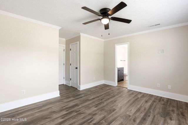 87 S High Point Road, Southport, NC 28461