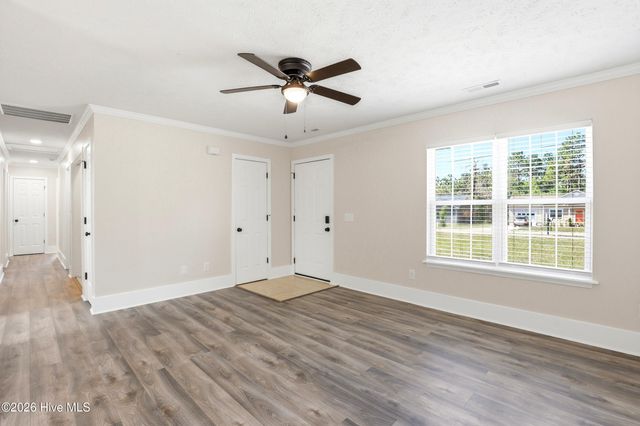 87 S High Point Road, Southport, NC 28461