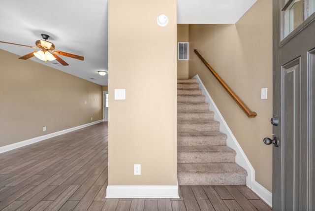 1769 Spring Water Dr Apt B, Clarksville, TN 37040