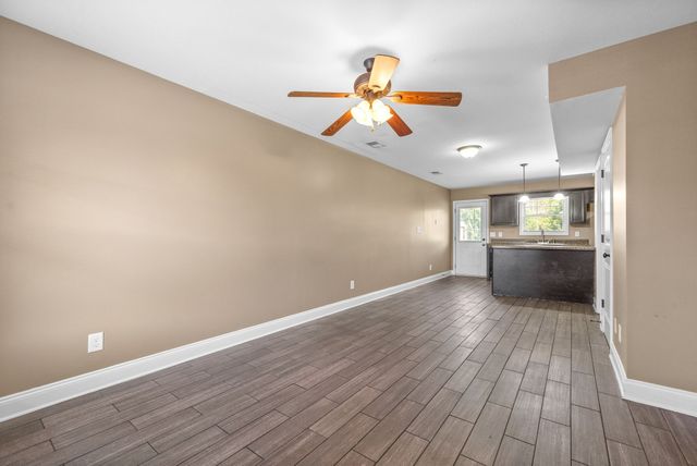 1769 Spring Water Dr Apt B, Clarksville, TN 37040