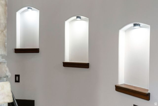 5055 N WATERFALL DR, Pleasant View, UT 84414