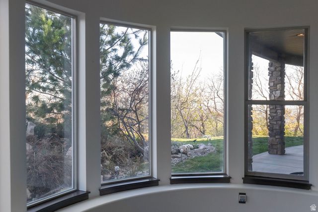 5055 N WATERFALL DR, Pleasant View, UT 84414