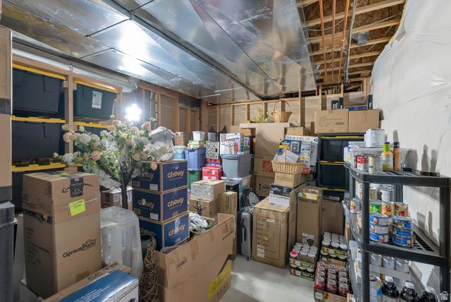 5055 N WATERFALL DR, Pleasant View, UT 84414