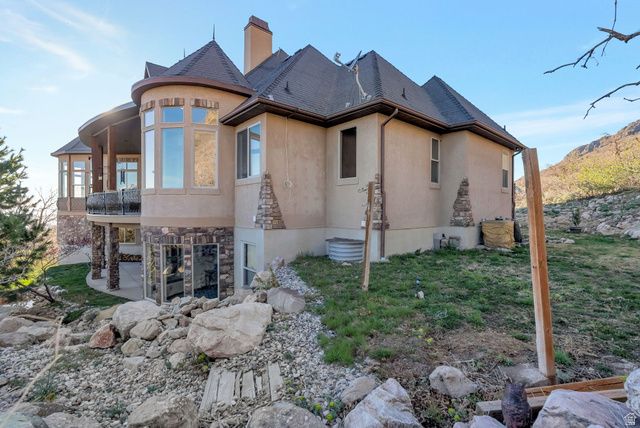 5055 N WATERFALL DR, Pleasant View, UT 84414