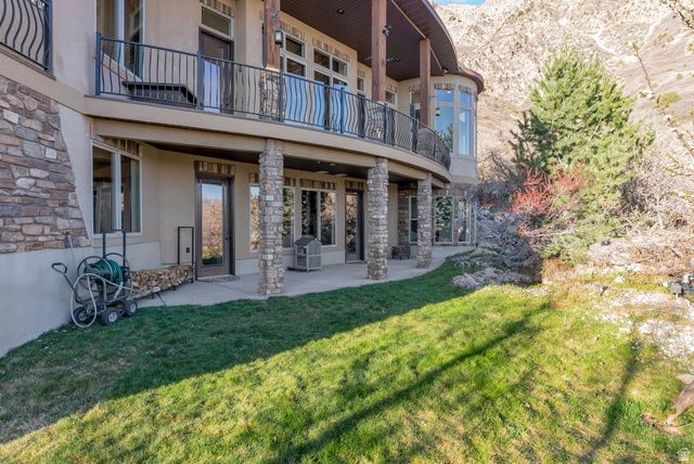 5055 N WATERFALL DR, Pleasant View, UT 84414