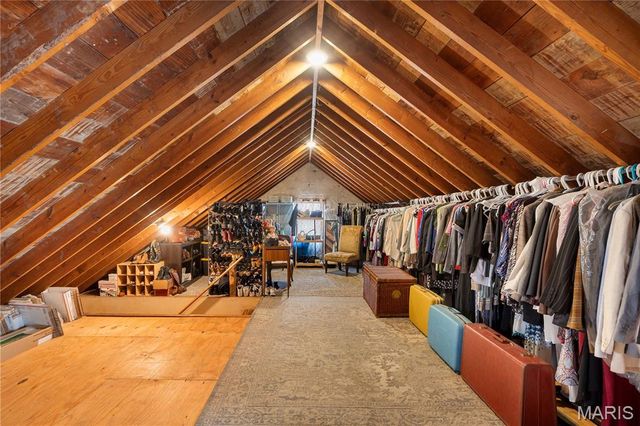 820 N Elizabeth Avenue, St Louis, MO 63135